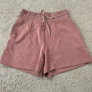 Lululemon soft ambitions Softstreme short in spiced chai - size 4